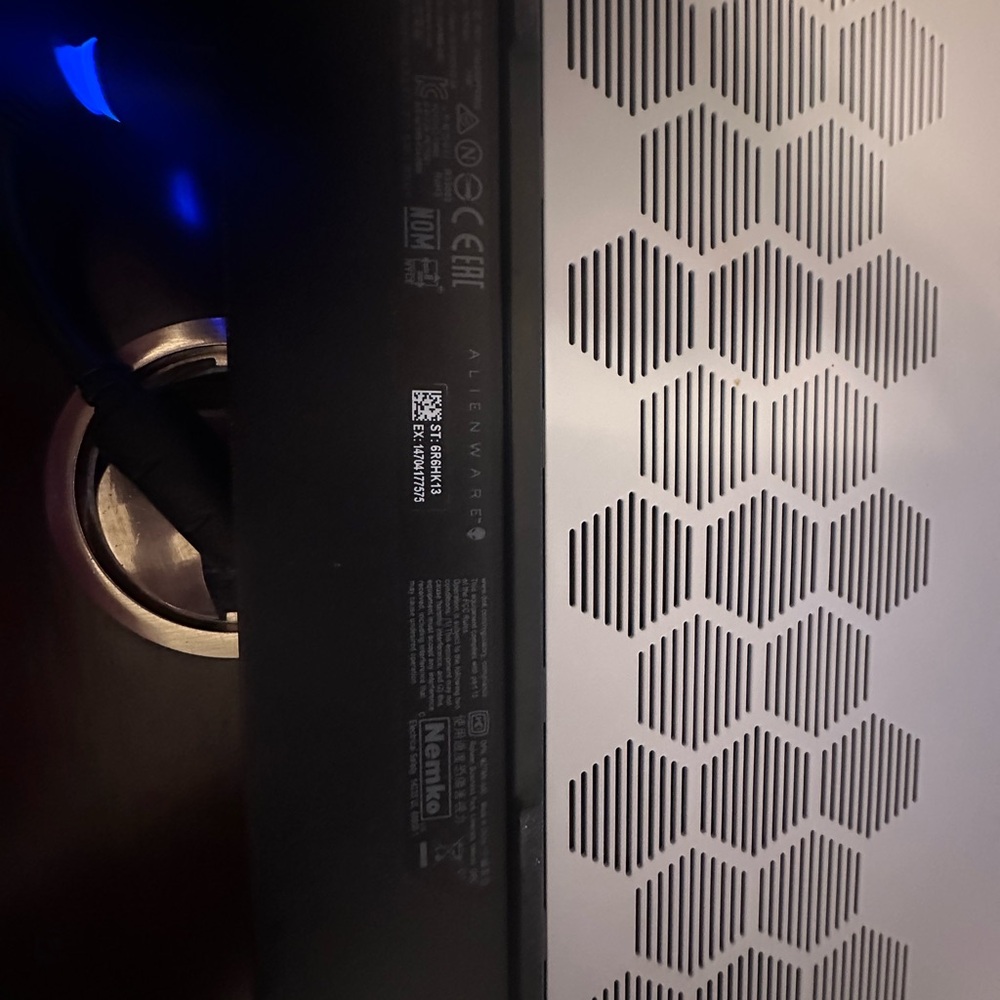 Alienware Silver Gaming Laptop with RGB Backlit Keyboard - Picture 3 of 10